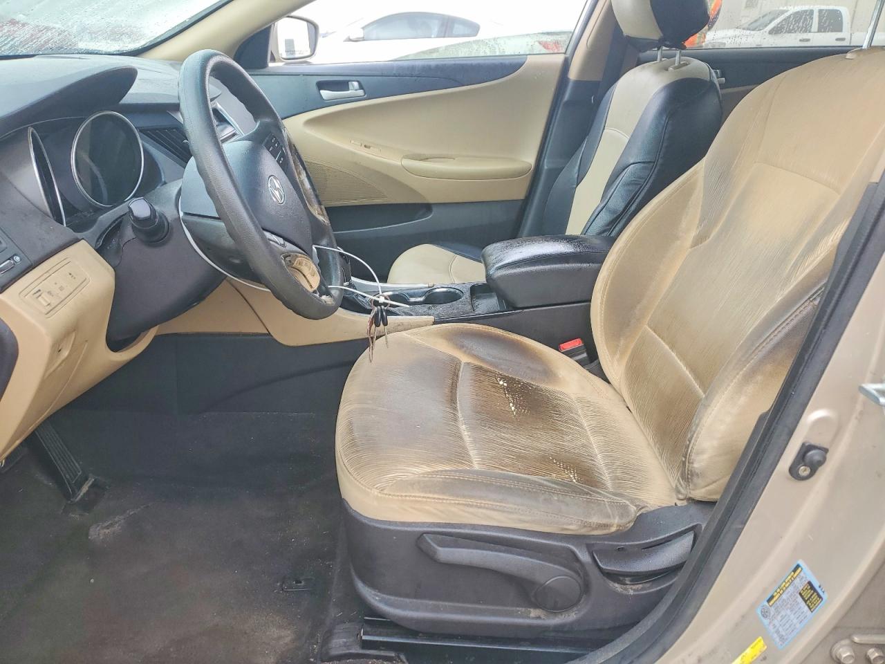 2011 HYUNDAI SONATA GLS photo 7