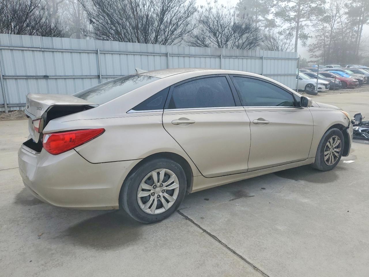2011 HYUNDAI SONATA GLS photo 3