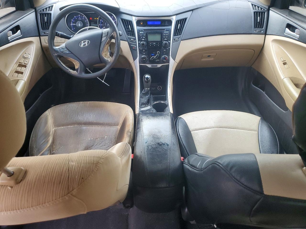 2011 HYUNDAI SONATA GLS photo 8