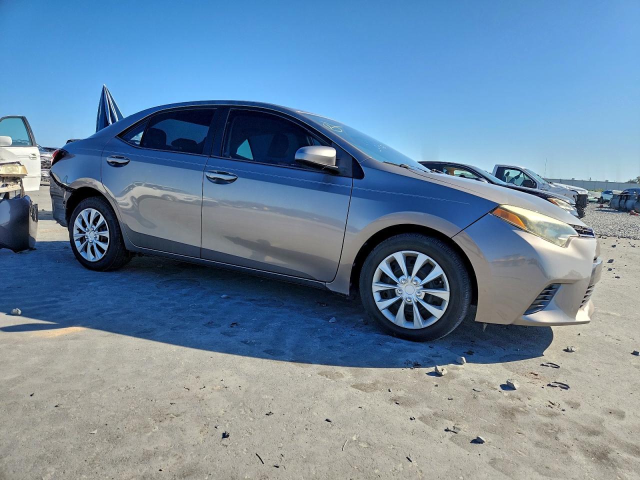2016 TOYOTA COROLLA L photo 4