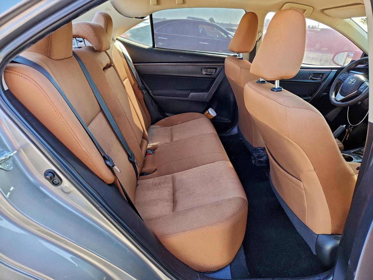 2016 TOYOTA COROLLA L photo 10