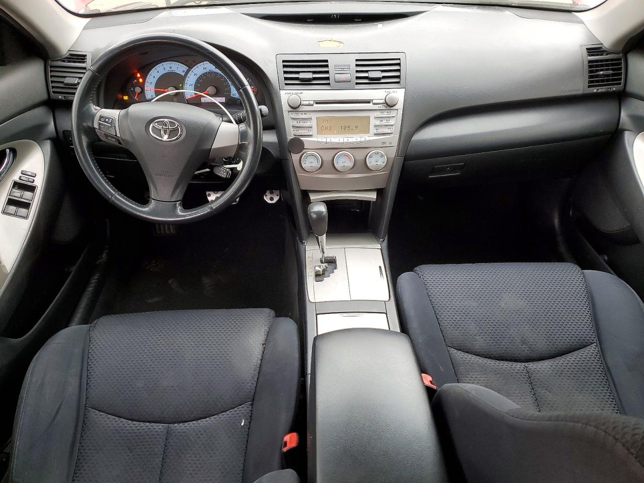 2011 TOYOTA CAMRY BASE photo 8