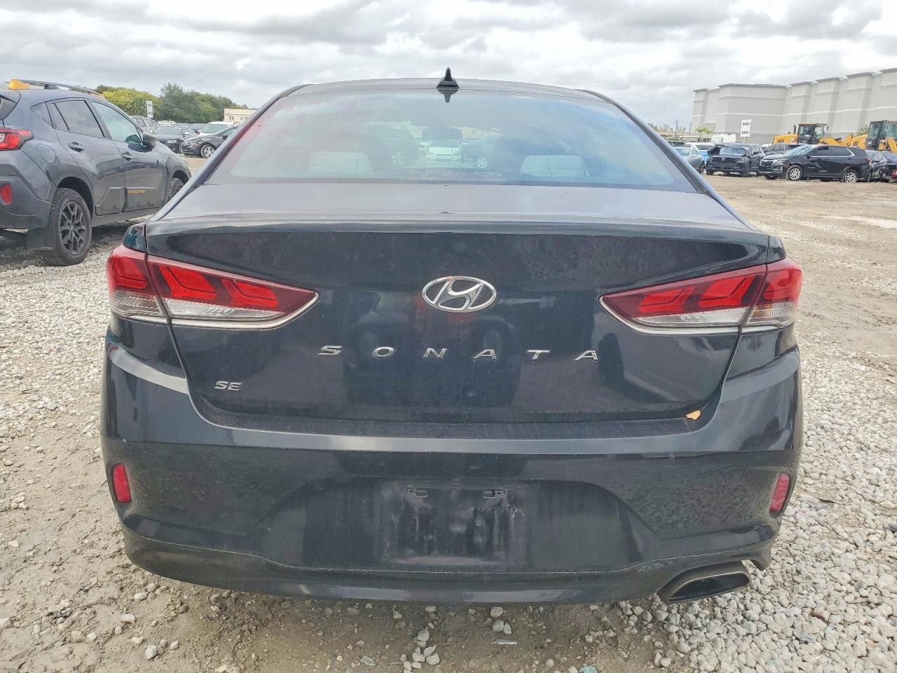 2018 HYUNDAI SONATA SE photo 6