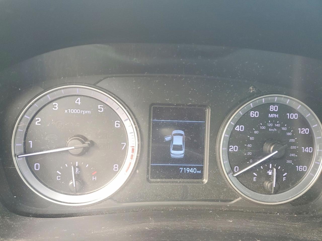 2018 HYUNDAI SONATA SE photo 9
