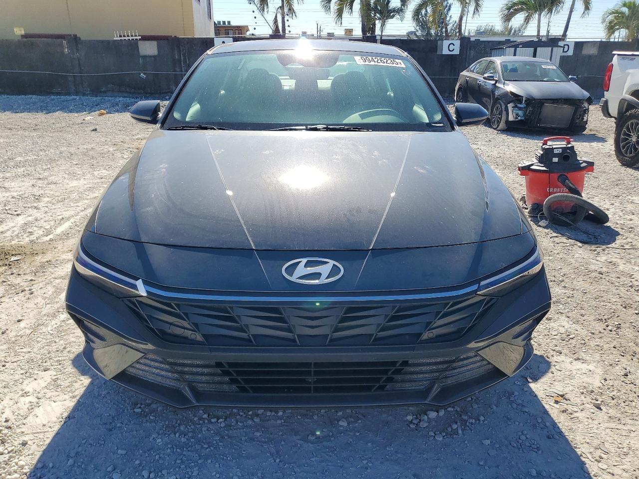2025 HYUNDAI ELANTRA SE photo 5