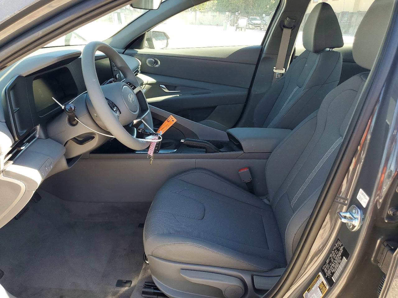 2025 HYUNDAI ELANTRA SE photo 7