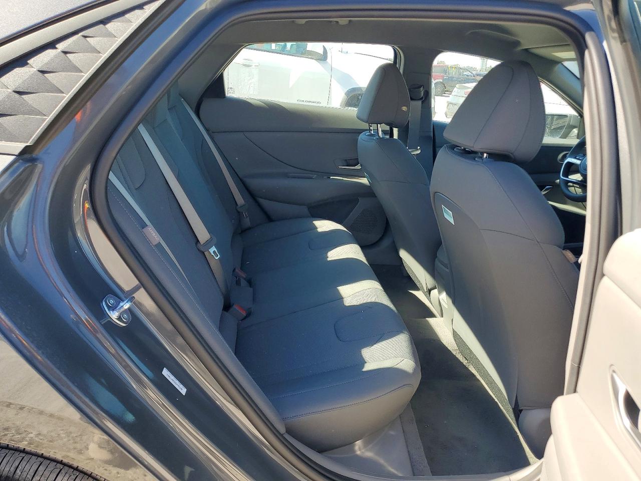 2025 HYUNDAI ELANTRA SE photo 10