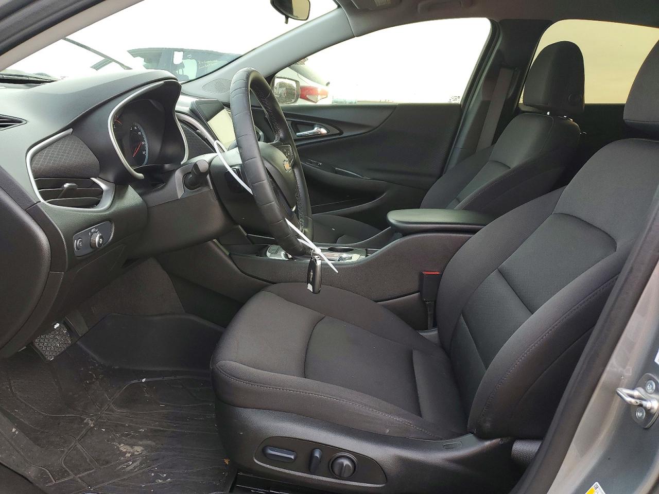 2024 CHEVROLET MALIBU RS photo 7