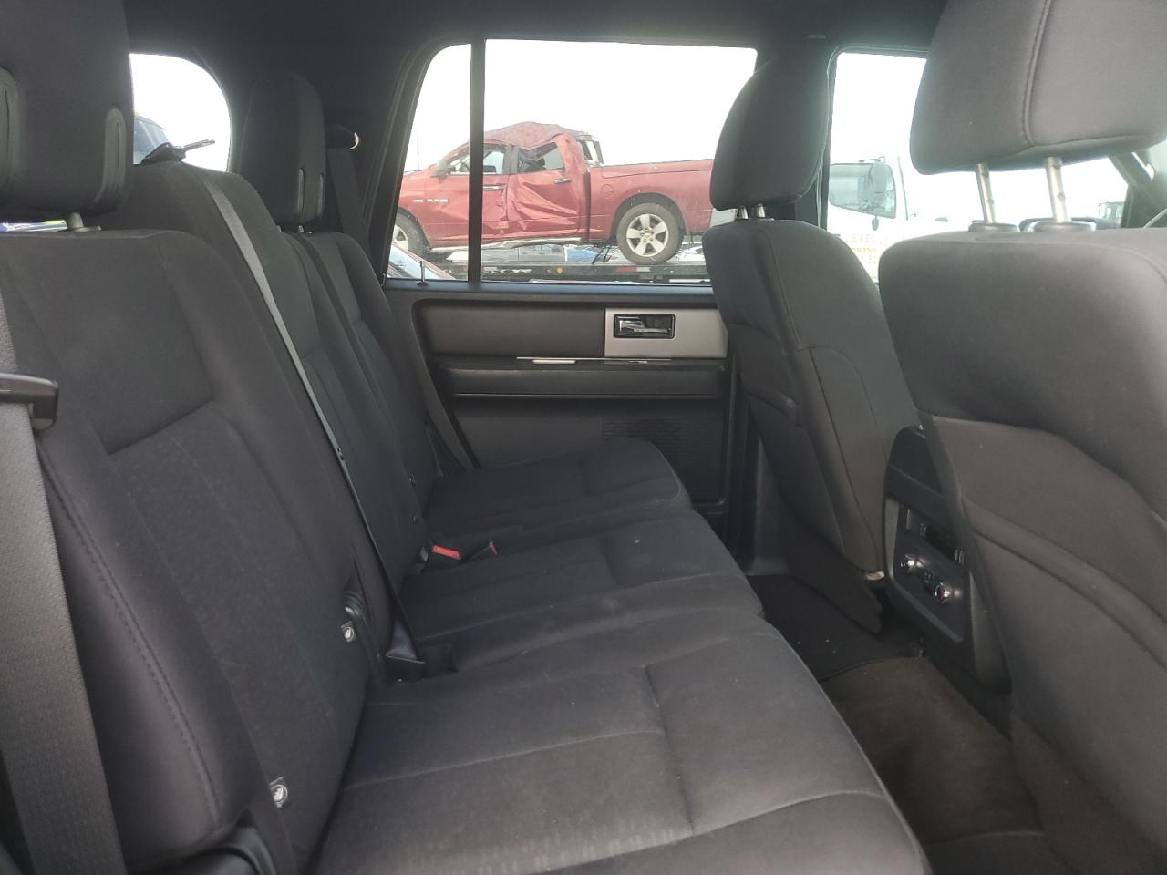 2015 FORD EXPEDITION XLT photo 11