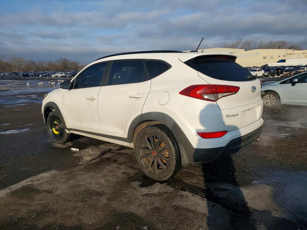 2017 HYUNDAI TUCSON NIGHT photo 2