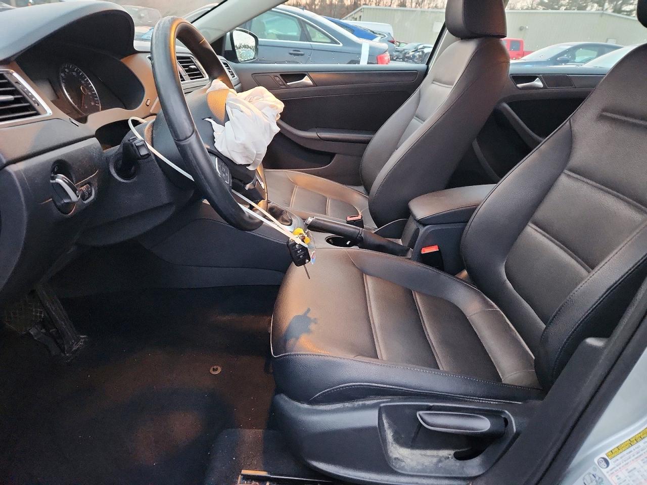2012 VOLKSWAGEN JETTA SE photo 7