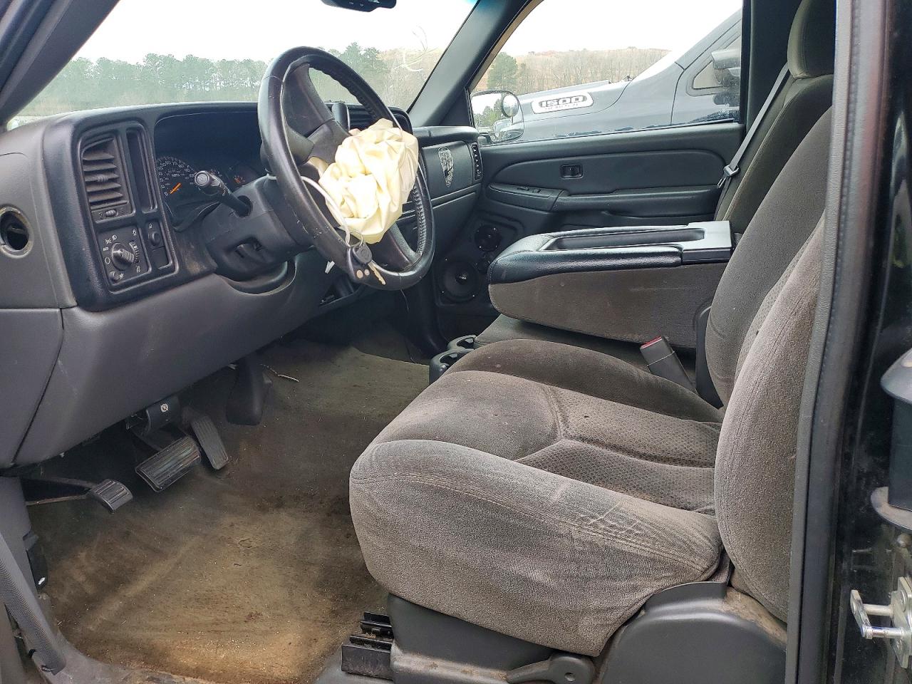 2005 CHEVROLET SILVERADO C1500 photo 7