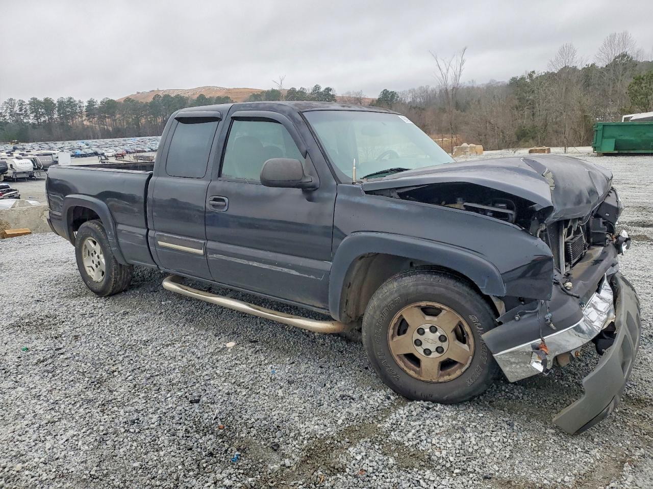 2005 CHEVROLET SILVERADO C1500 photo 4