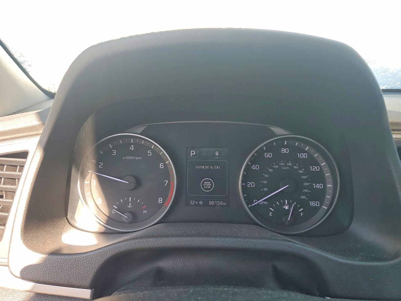 2017 HYUNDAI ELANTRA SE photo 9