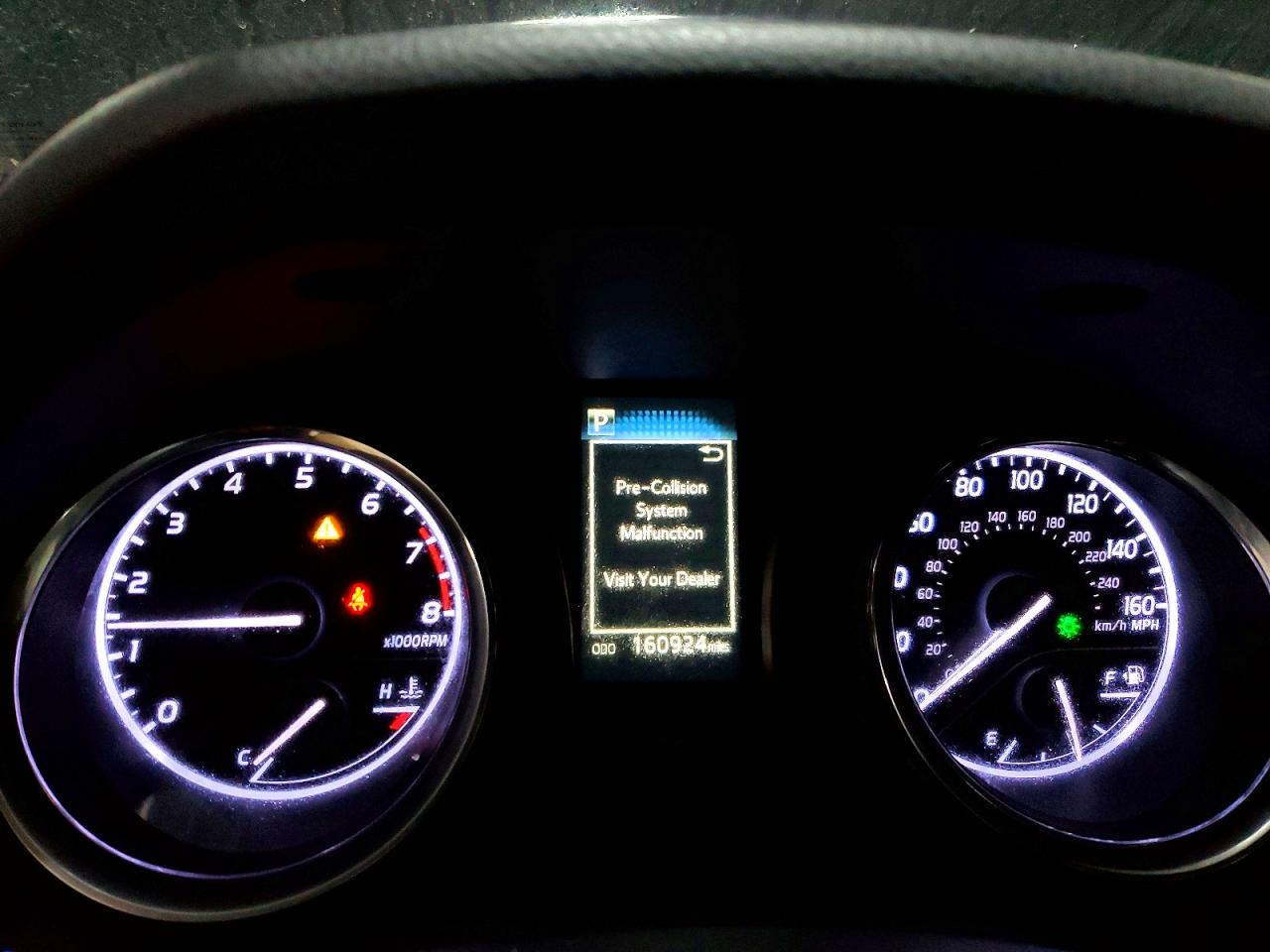 2020 TOYOTA CAMRY SE photo 9