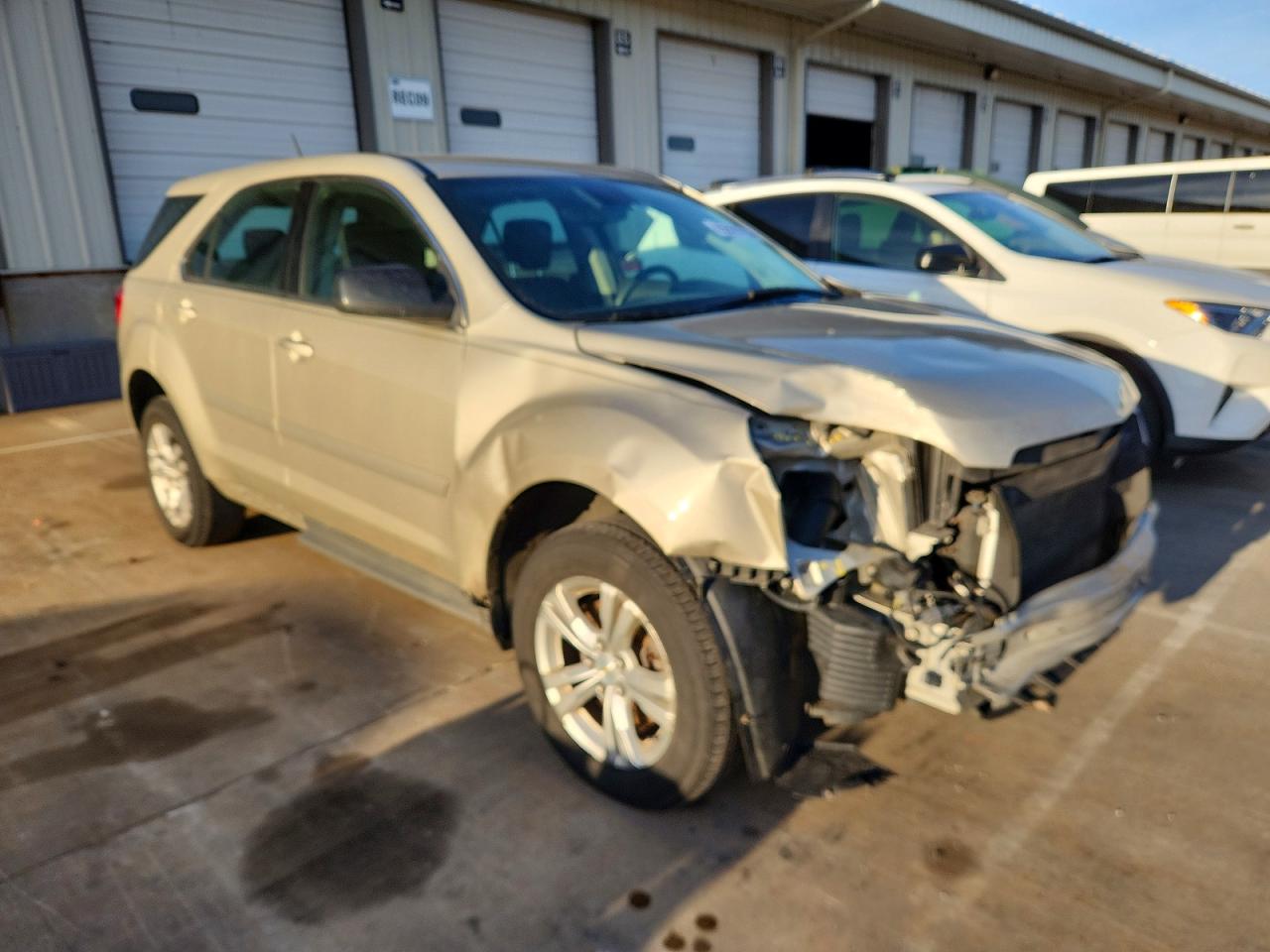 2015 CHEVROLET EQUINOX LS photo 4