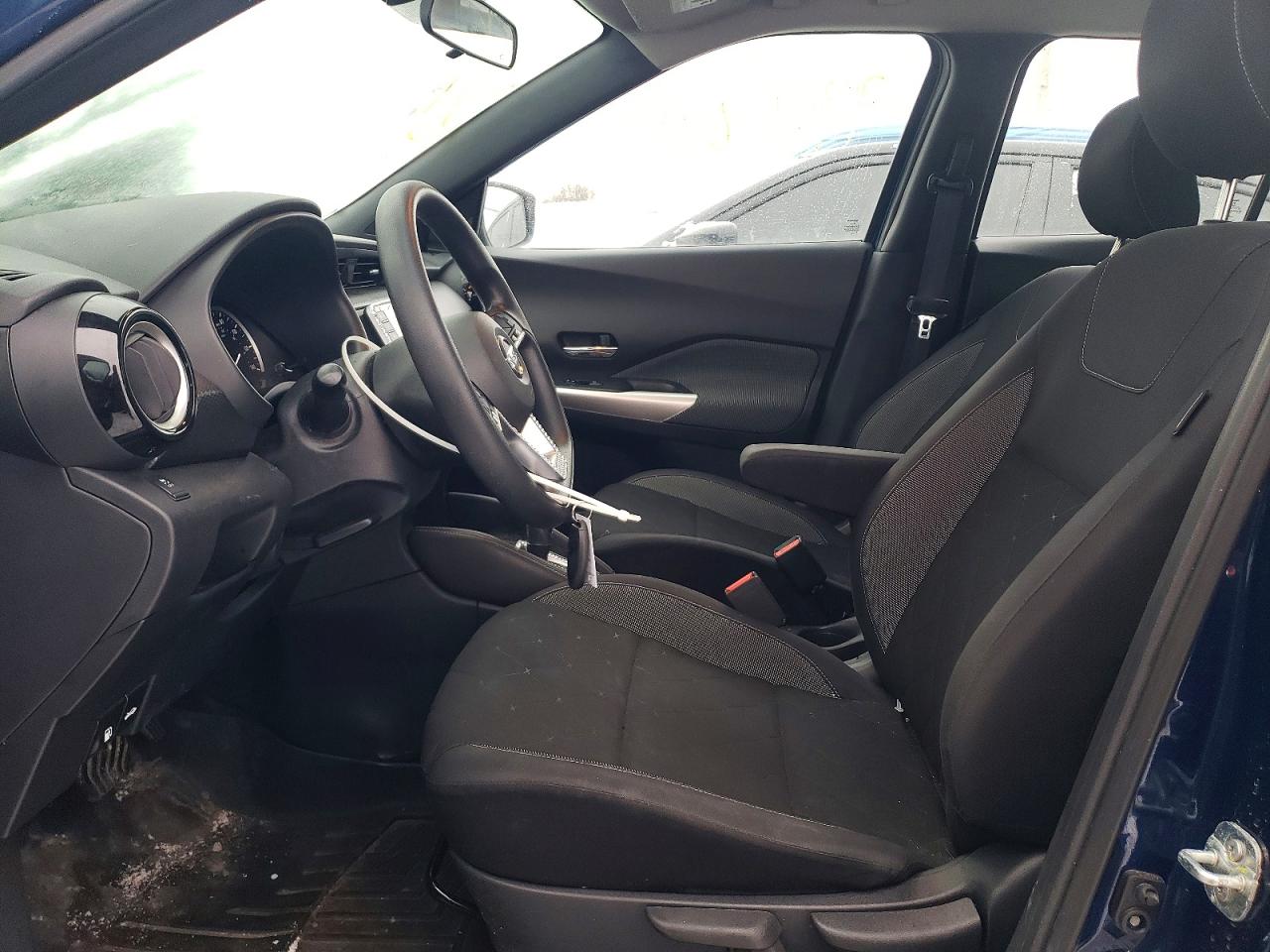 2019 NISSAN KICKS S photo 7