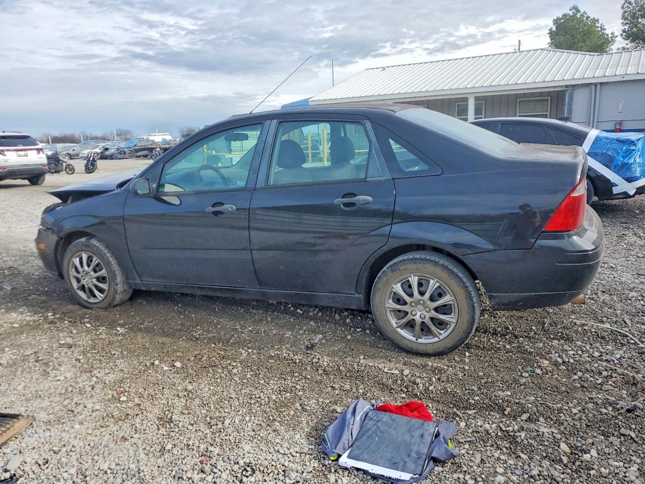 2007 FORD FOCUS ZX4 photo 3