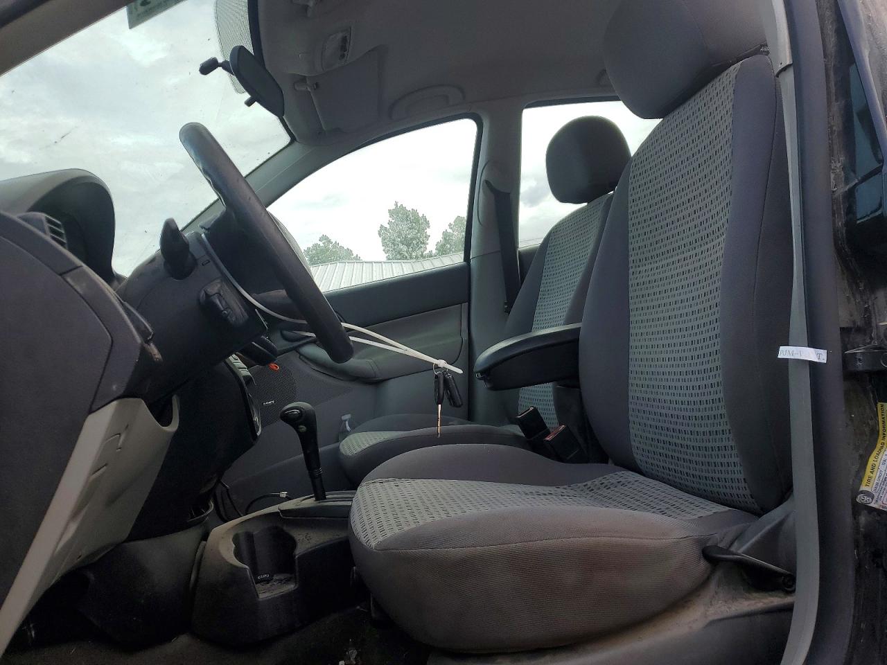 2007 FORD FOCUS ZX4 photo 13