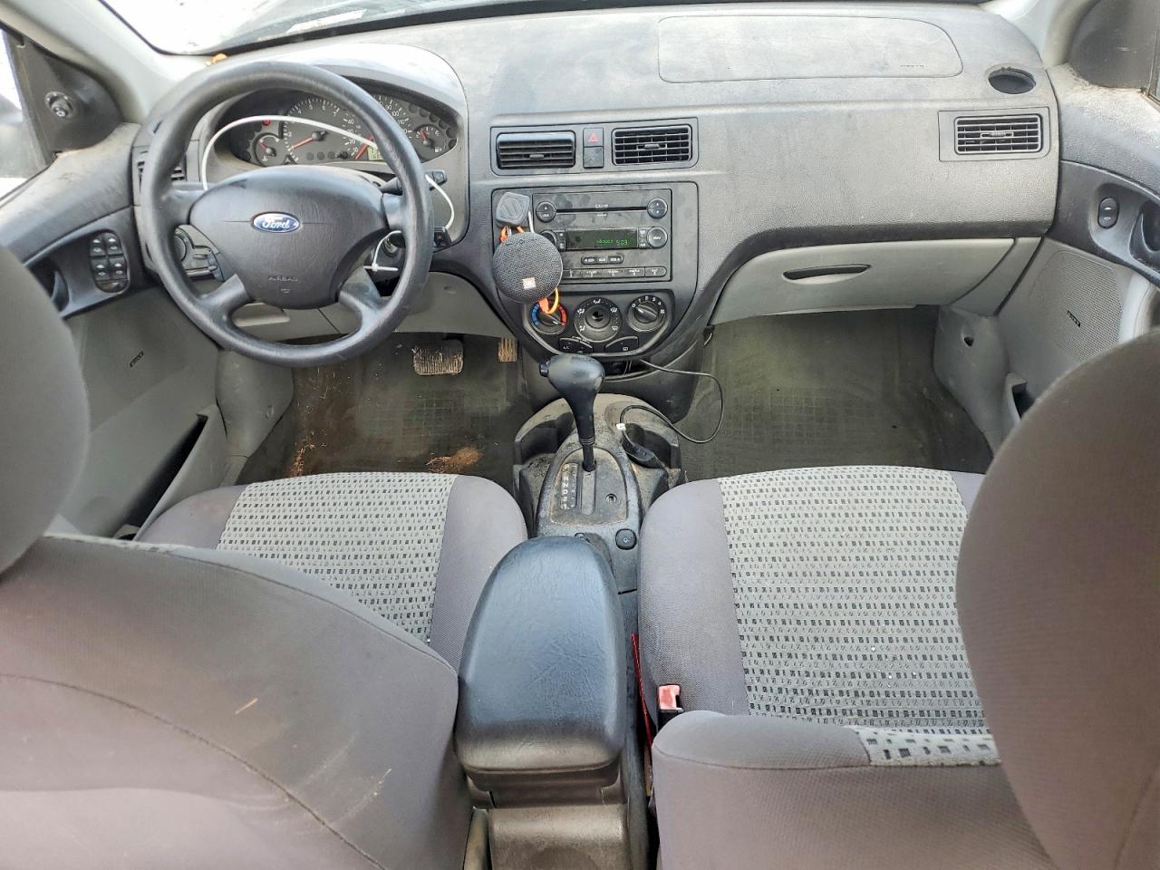 2007 FORD FOCUS ZX4 photo 15