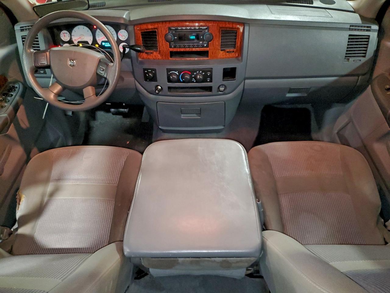 2006 DODGE RAM 1500 ST photo 8