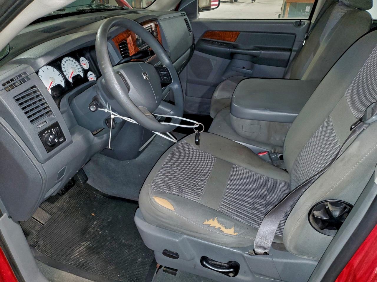 2006 DODGE RAM 1500 ST photo 7