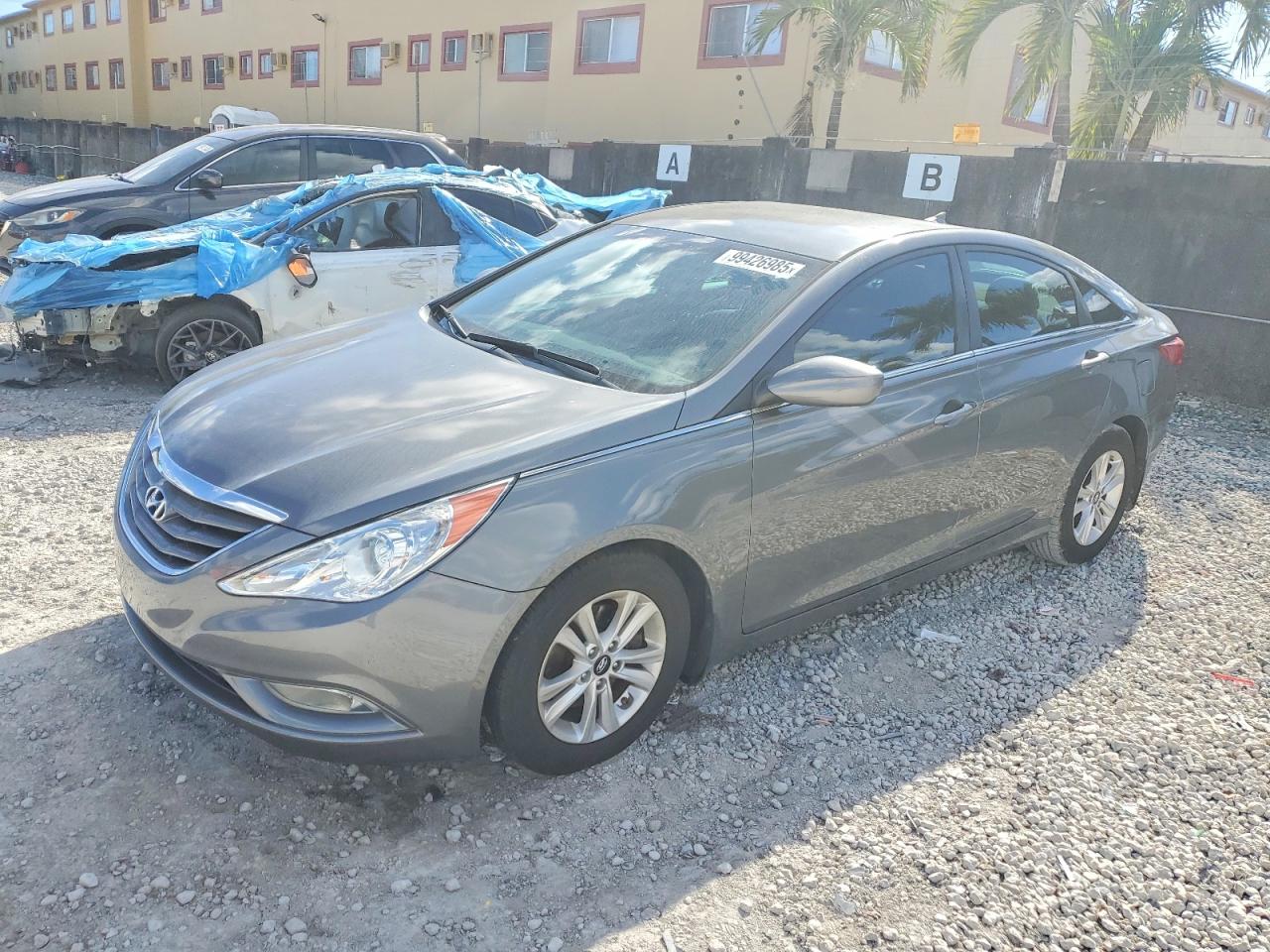 2013 HYUNDAI SONATA