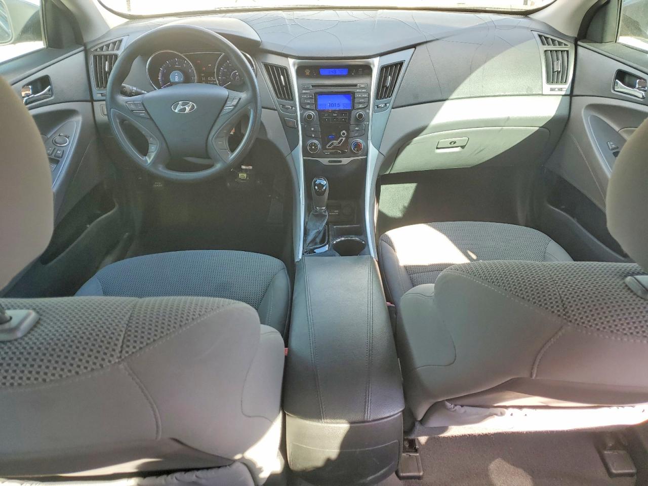2013 HYUNDAI SONATA GLS photo 8