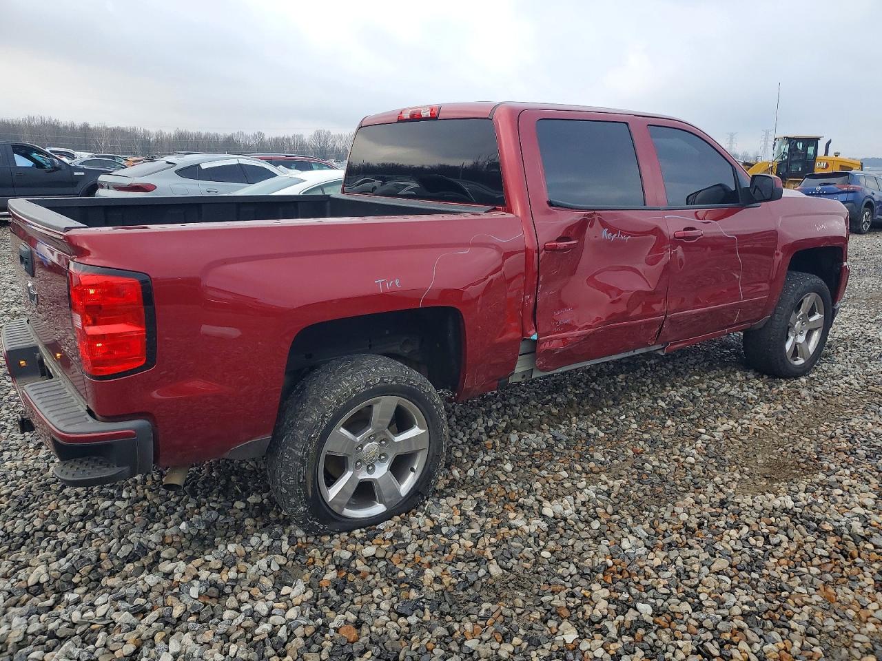 2018 CHEVROLET SILVERADO K1500 LT photo 3