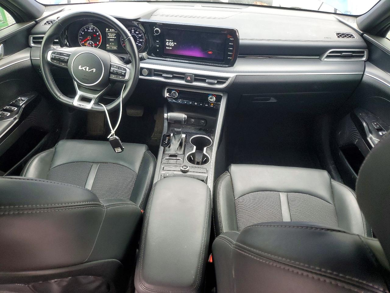 2023 KIA K5 GT LINE photo 15