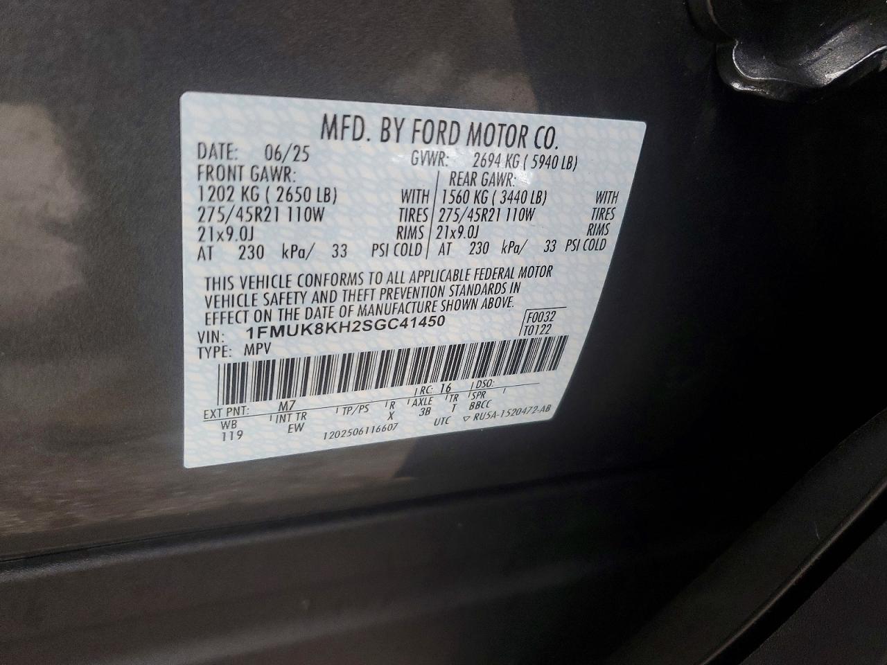 2025 FORD EXPLORER ST-LINE photo 14