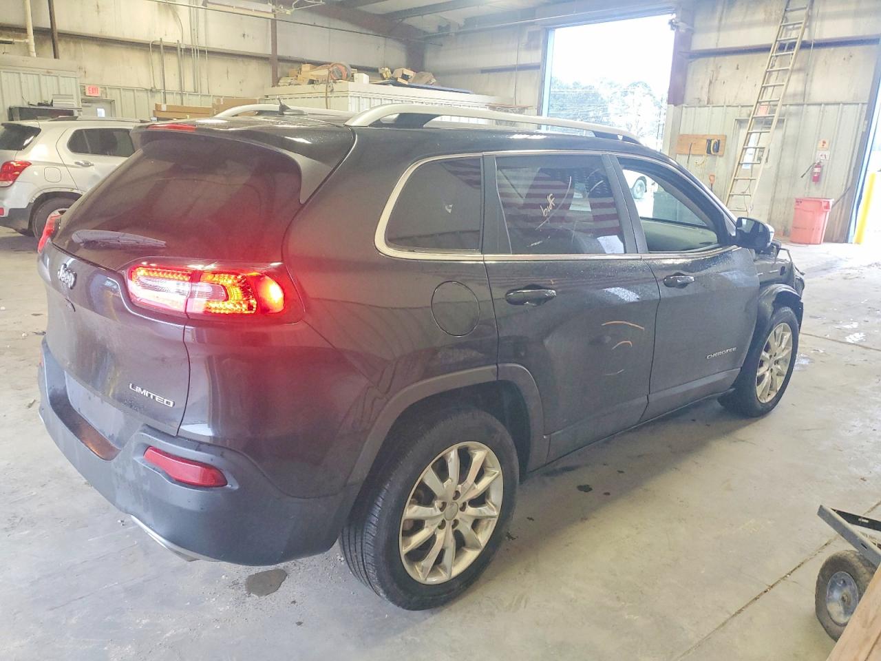 2015 JEEP CHEROKEE LIMITED photo 3