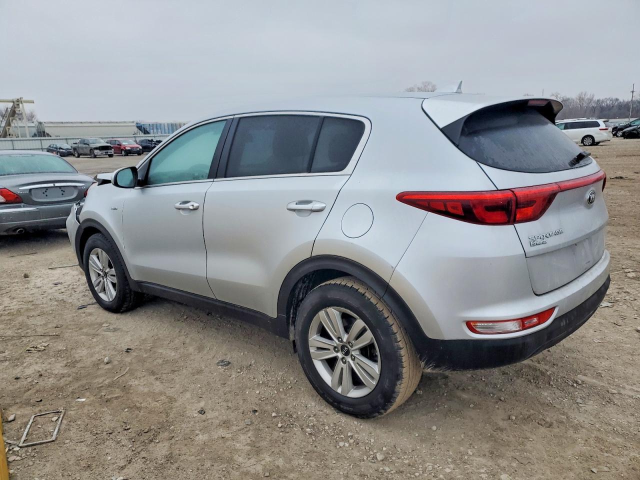 2019 KIA SPORTAGE LX photo 2