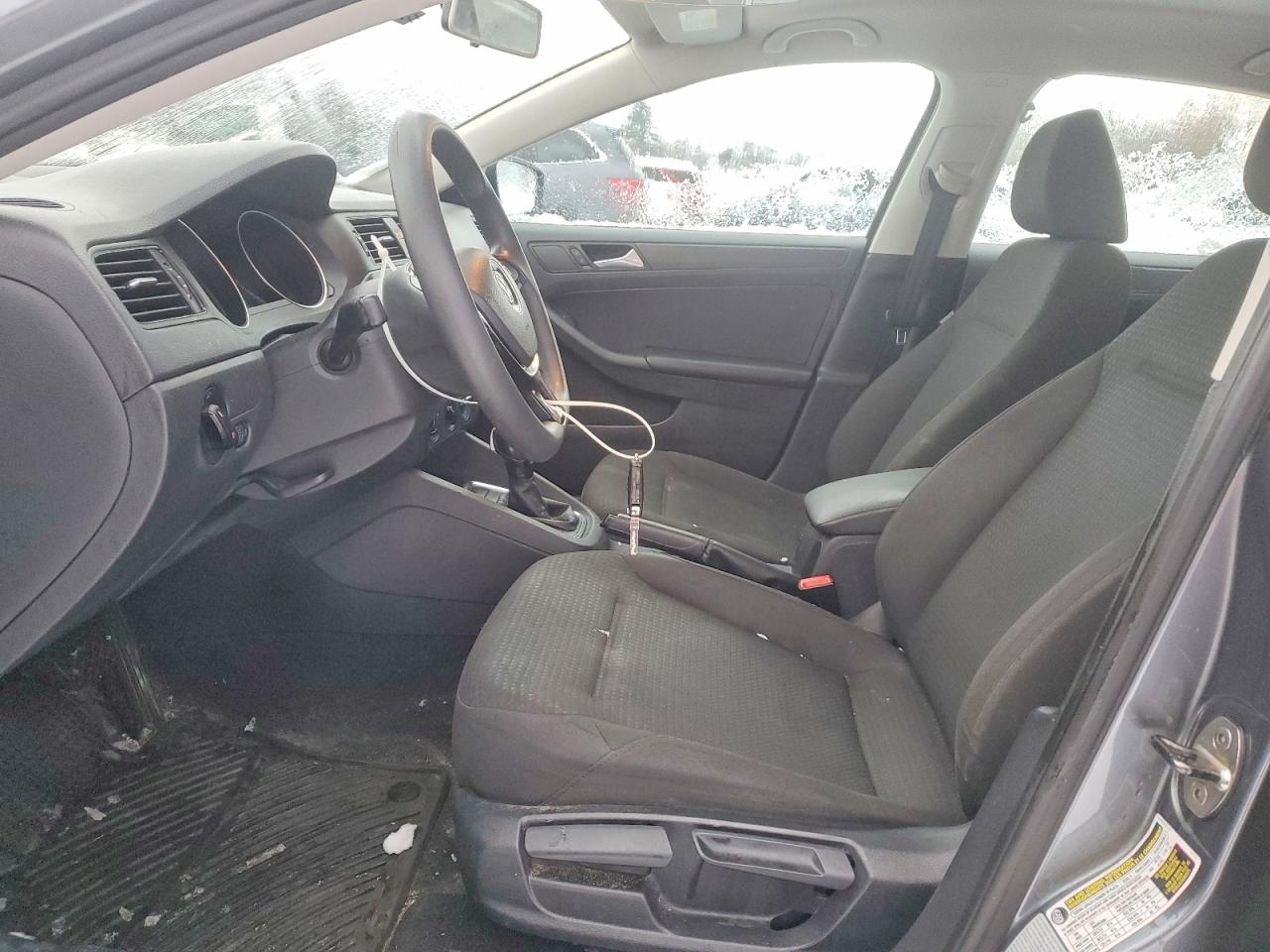2015 VOLKSWAGEN JETTA BASE photo 7