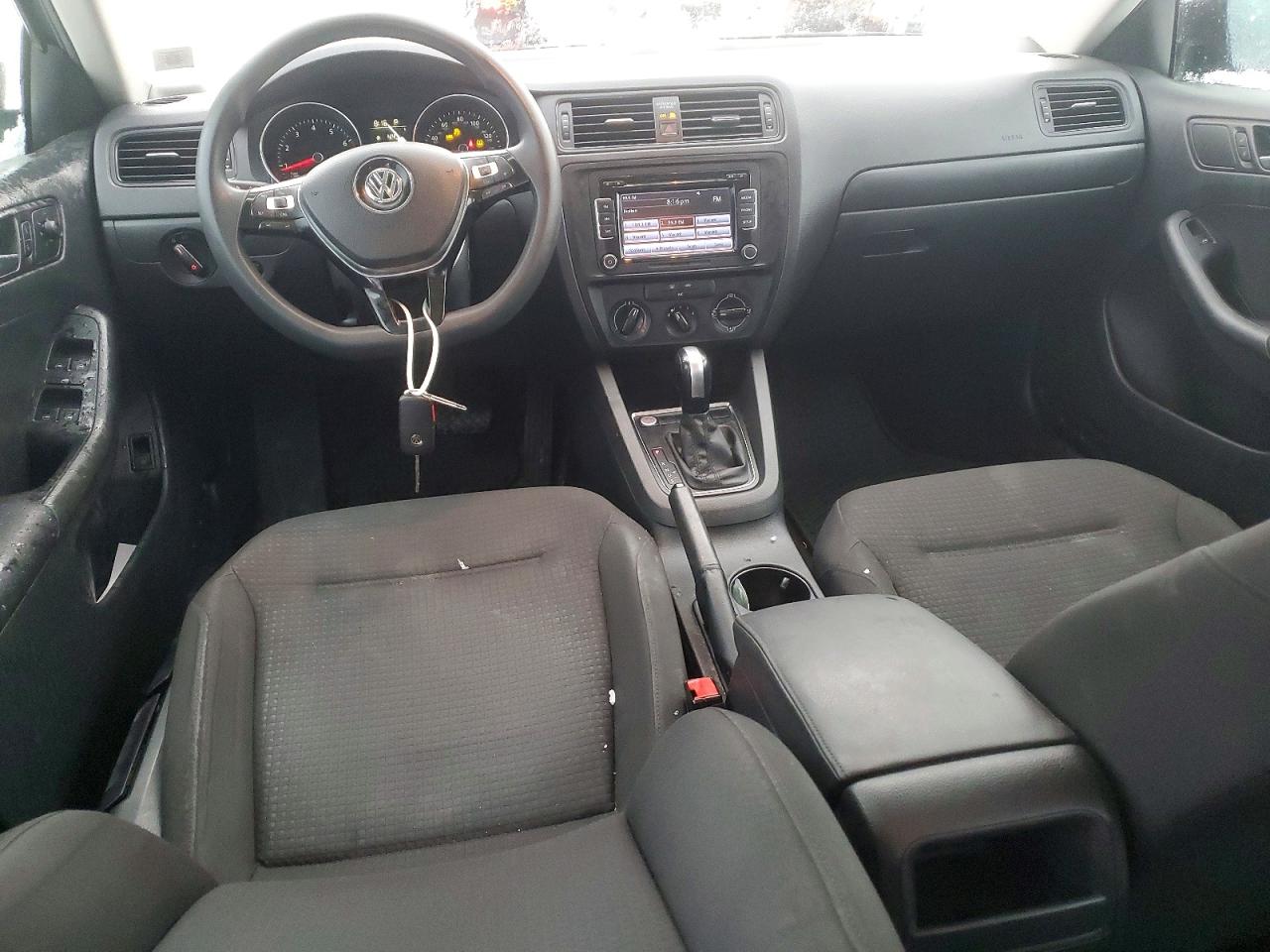 2015 VOLKSWAGEN JETTA BASE photo 8
