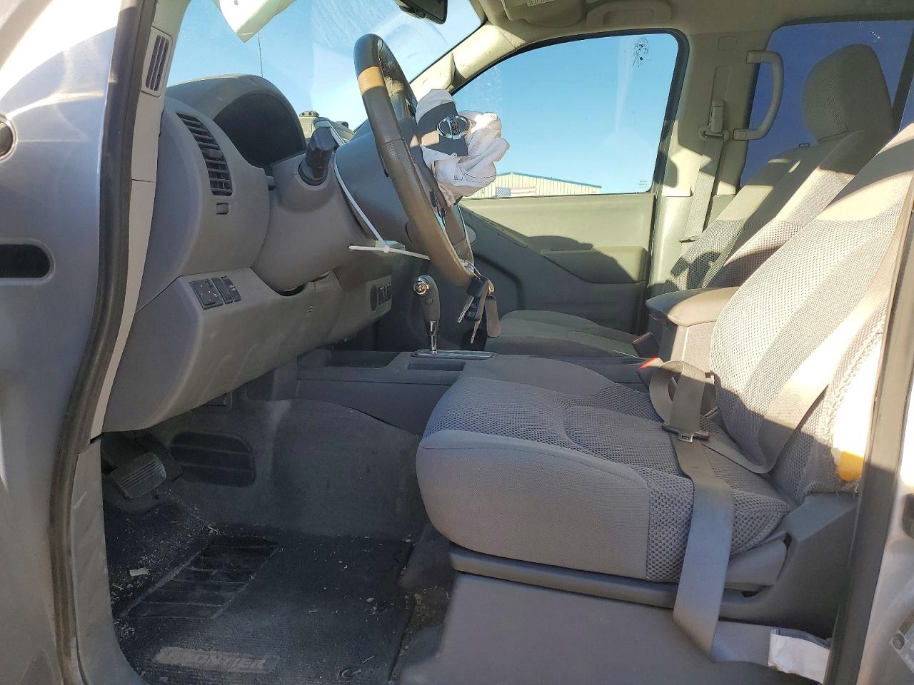 2017 NISSAN FRONTIER S photo 7
