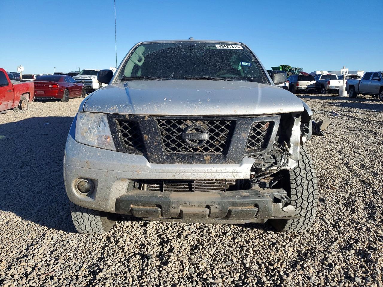 2017 NISSAN FRONTIER S photo 5