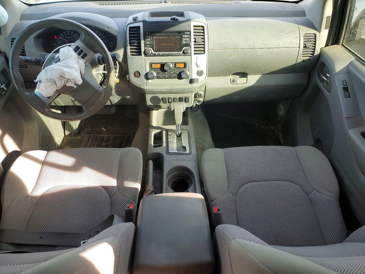 2017 NISSAN FRONTIER S photo 8