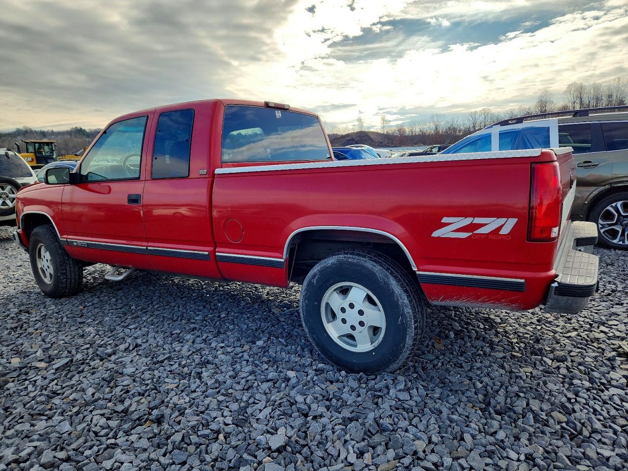 1995 CHEVROLET GMT-400 K1500 photo 2