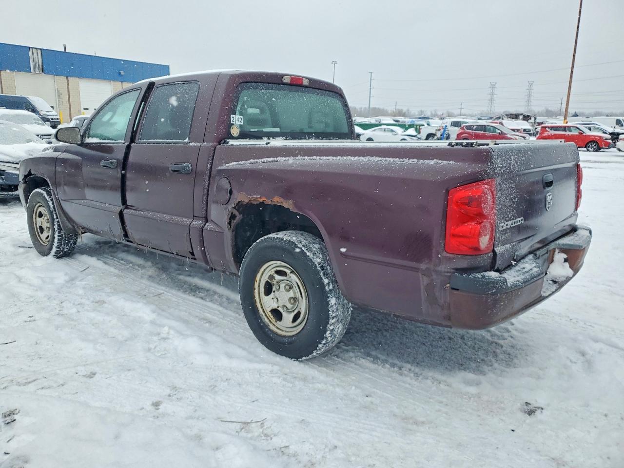 2005 DODGE DAKOTA QUAD photo 2
