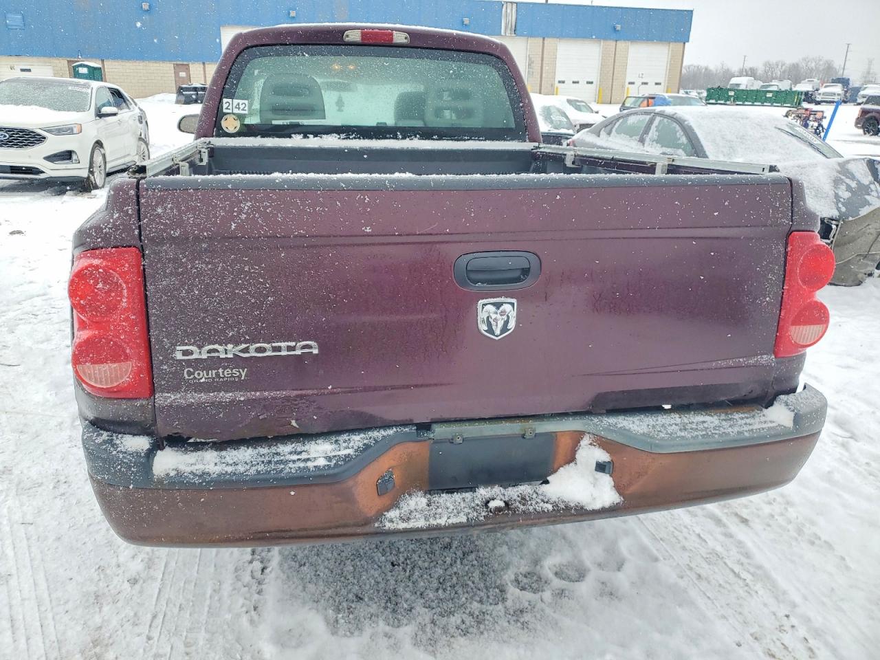 2005 DODGE DAKOTA QUAD photo 6