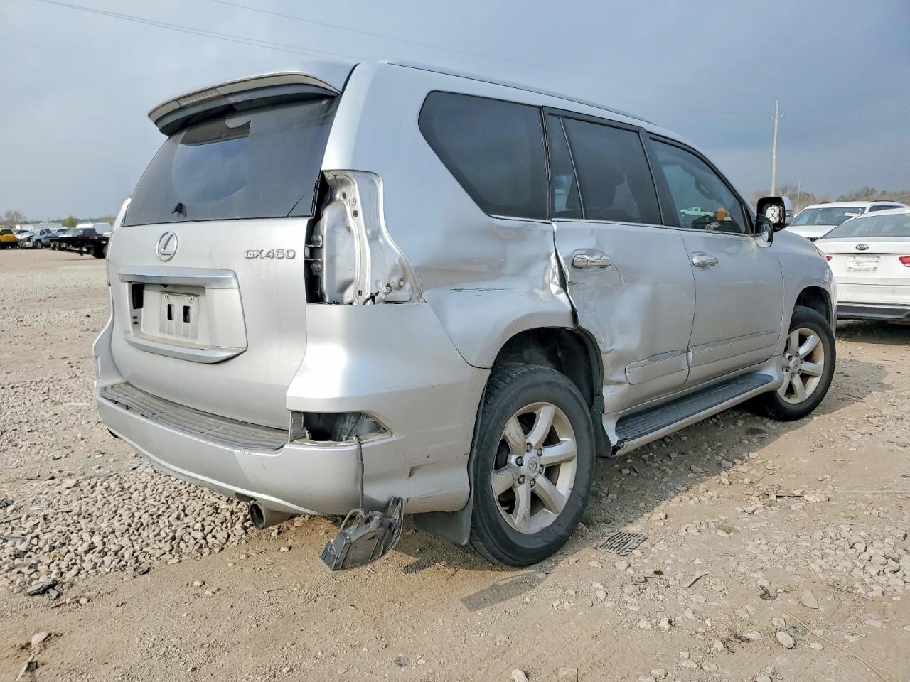 2014 LEXUS GX 460 photo 3