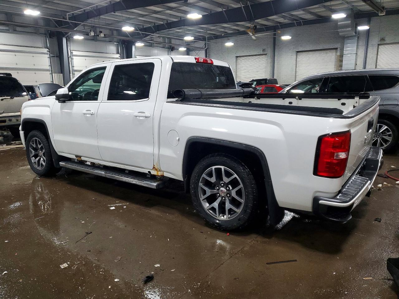 2014 GMC SIERRA K1500 SLT photo 2
