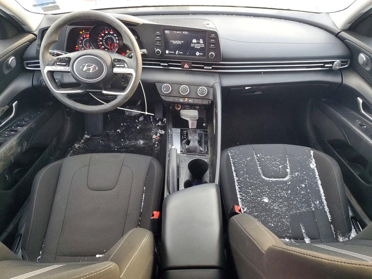 2021 HYUNDAI ELANTRA SE photo 8