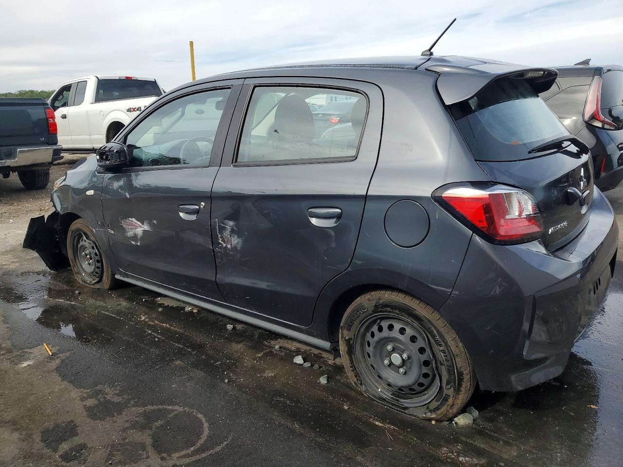 2024 MITSUBISHI MIRAGE ES photo 2