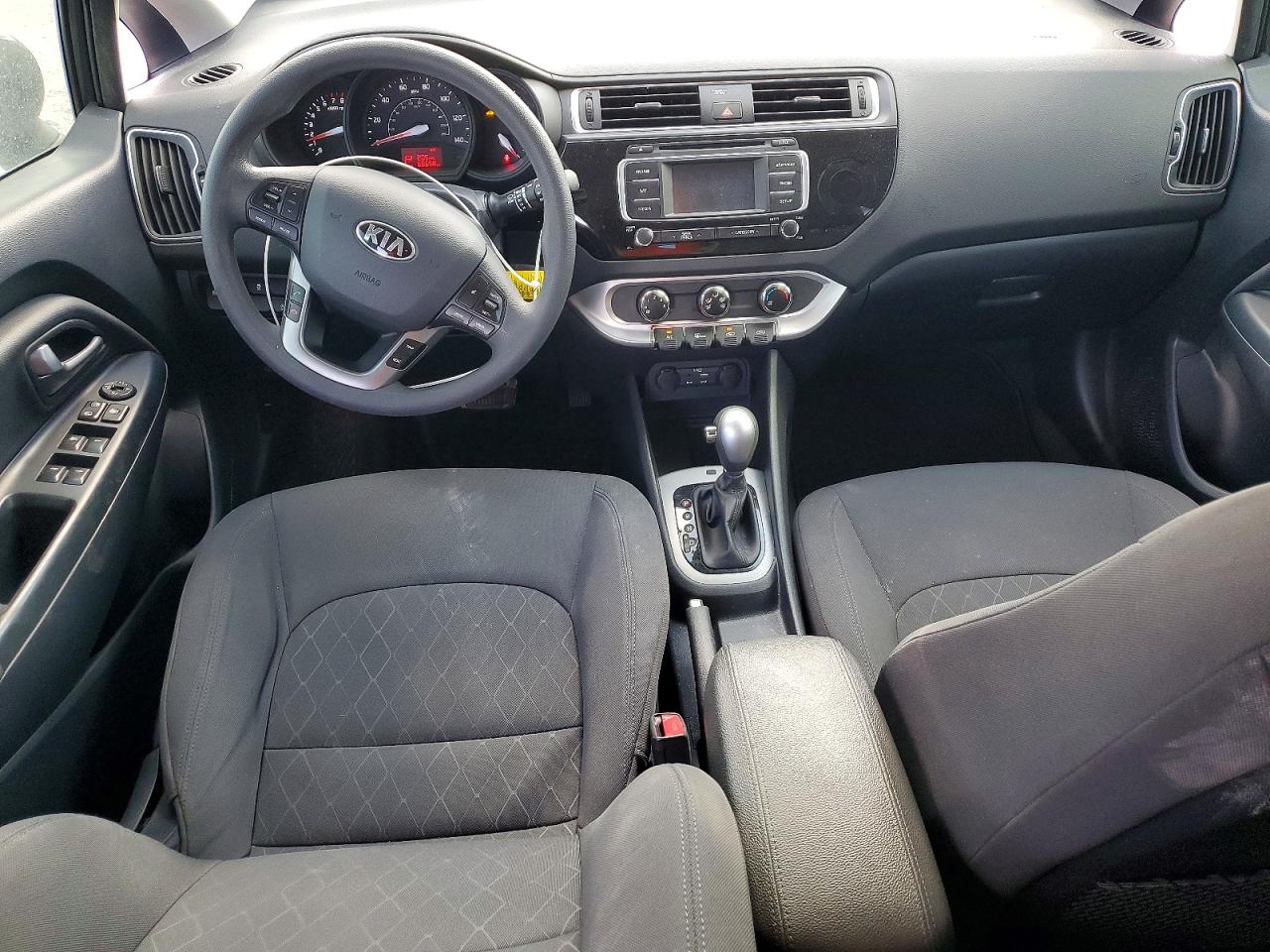 2016 KIA RIO EX photo 15