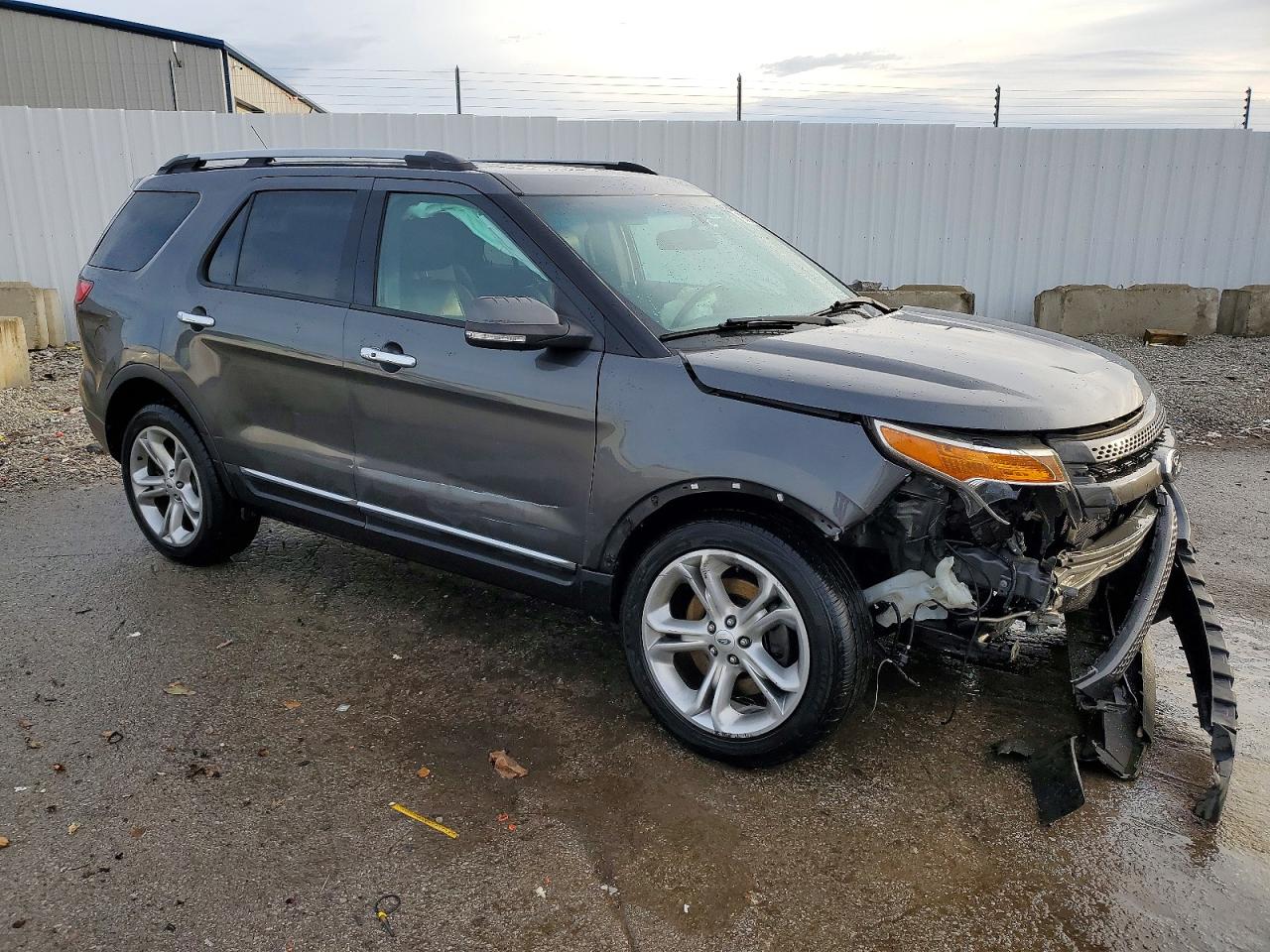 2015 FORD EXPLORER LIMITED photo 4