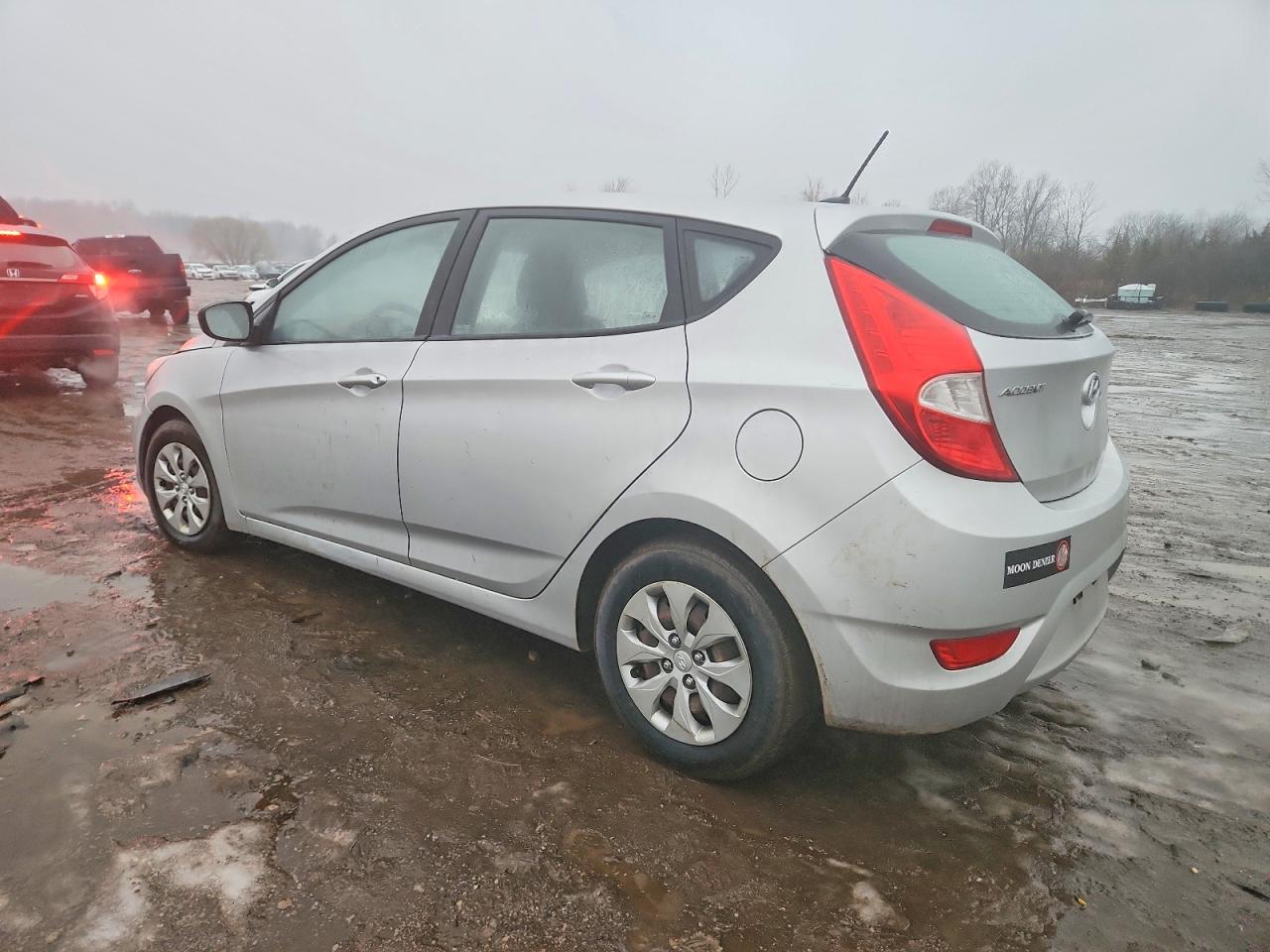 2016 HYUNDAI ACCENT SE photo 3