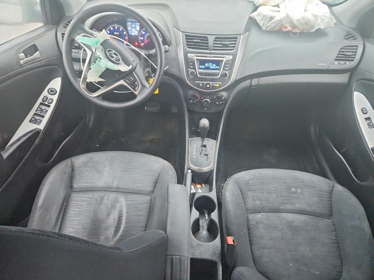 2016 HYUNDAI ACCENT SE photo 15