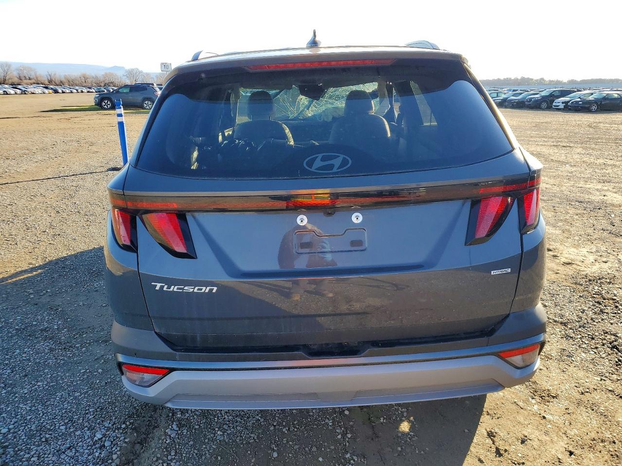 2025 HYUNDAI TUCSON SEL photo 6
